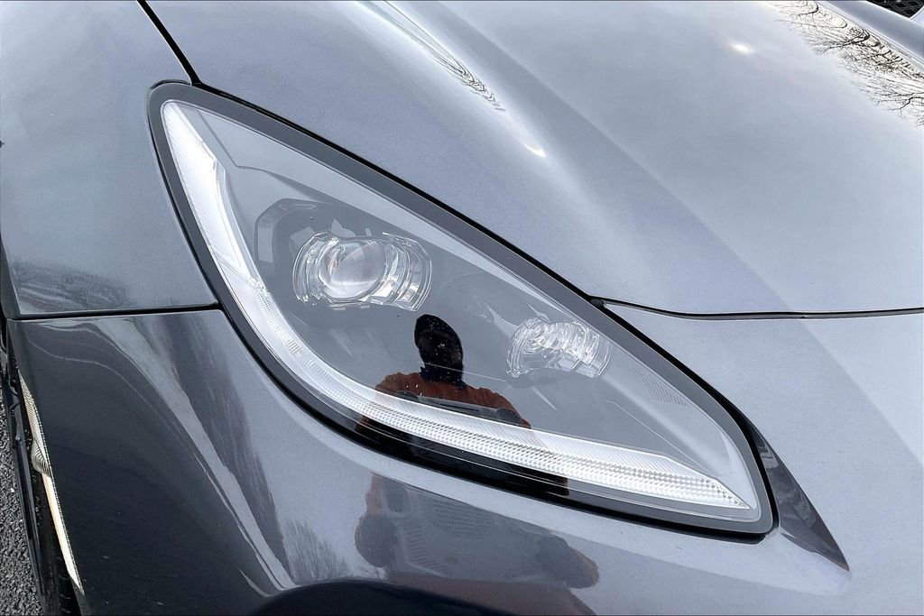 Used 2024 Toyota GR86 Premium RWD image 28