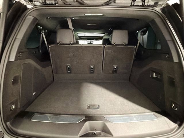 Certified 2025 Cadillac Escalade ESV Premium Luxury image 23