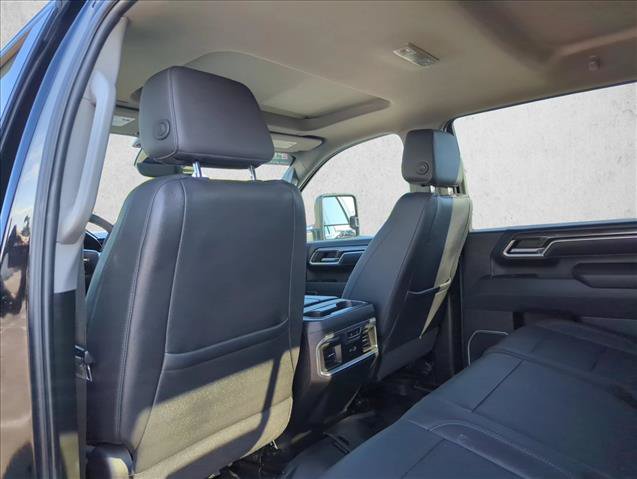 Used 2025 Chevrolet Silverado 3500 LTZ w/ LTZ Premium Package AWD/4WD image 14