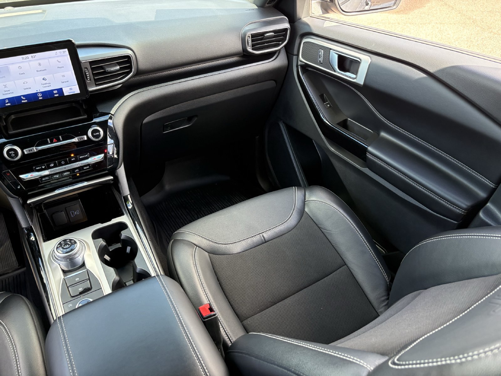Certified 2022 Ford Explorer ST AWD/4WD image 17