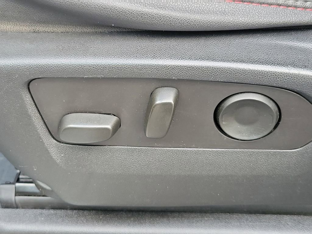 Used 2023 Chevrolet Tahoe RST image 19