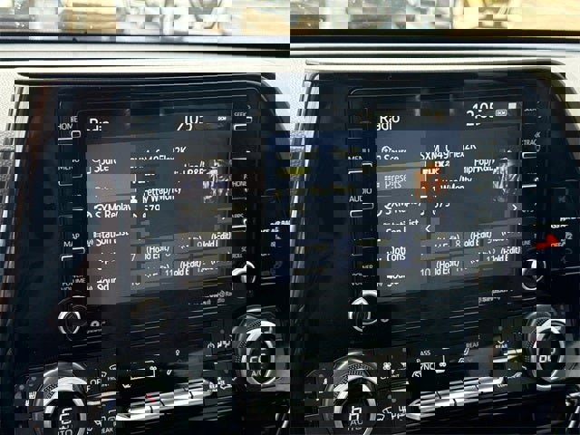 Used 2021 Toyota Highlander XLE image 23