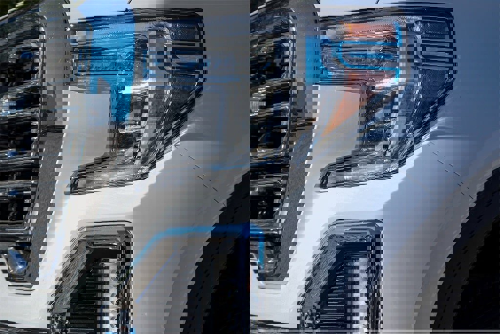 Used 2019 GMC Sierra 1500 SLT w/ SLT Premium Package image 3