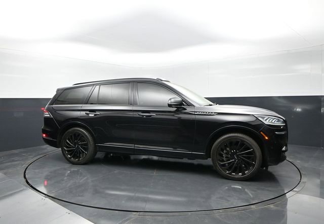 Used 2023 Lincoln Aviator Reserve w/ Jet Package AWD/4WD image 6