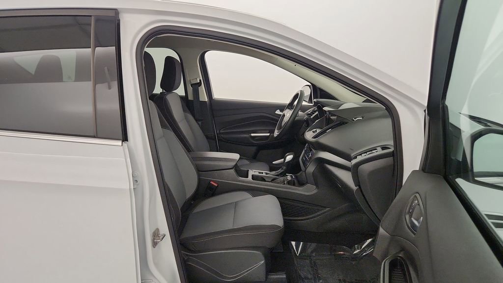 Used 2019 Ford Escape SE FWD image 26