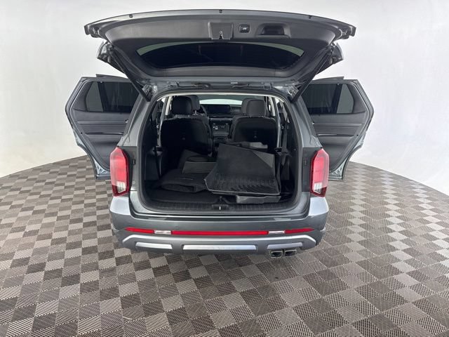 Used 2023 Hyundai Palisade Limited FWD image 19
