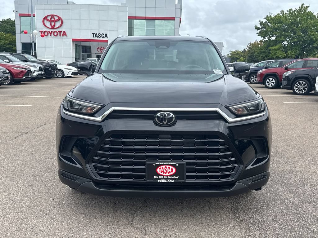 Used 2026 Toyota Grand Highlander AWD image 2