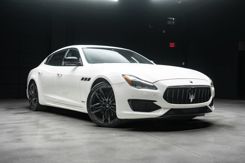 Used 2021 Maserati Quattroporte S GranSport Q4 AWD/4WD image 13