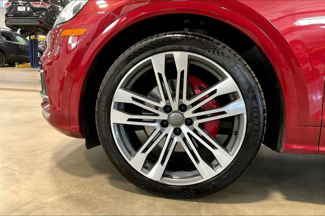 Used 2018 Audi SQ5 Prestige w/ Prestige Package image 9