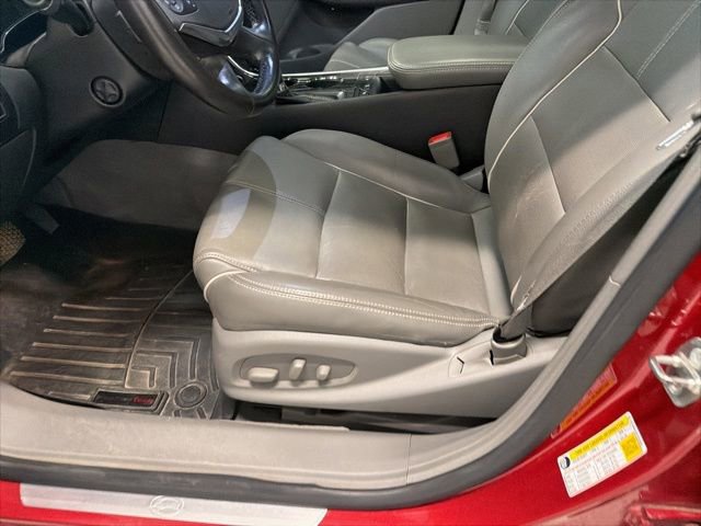 Used 2015 Chevrolet Impala LTZ FWD image 14