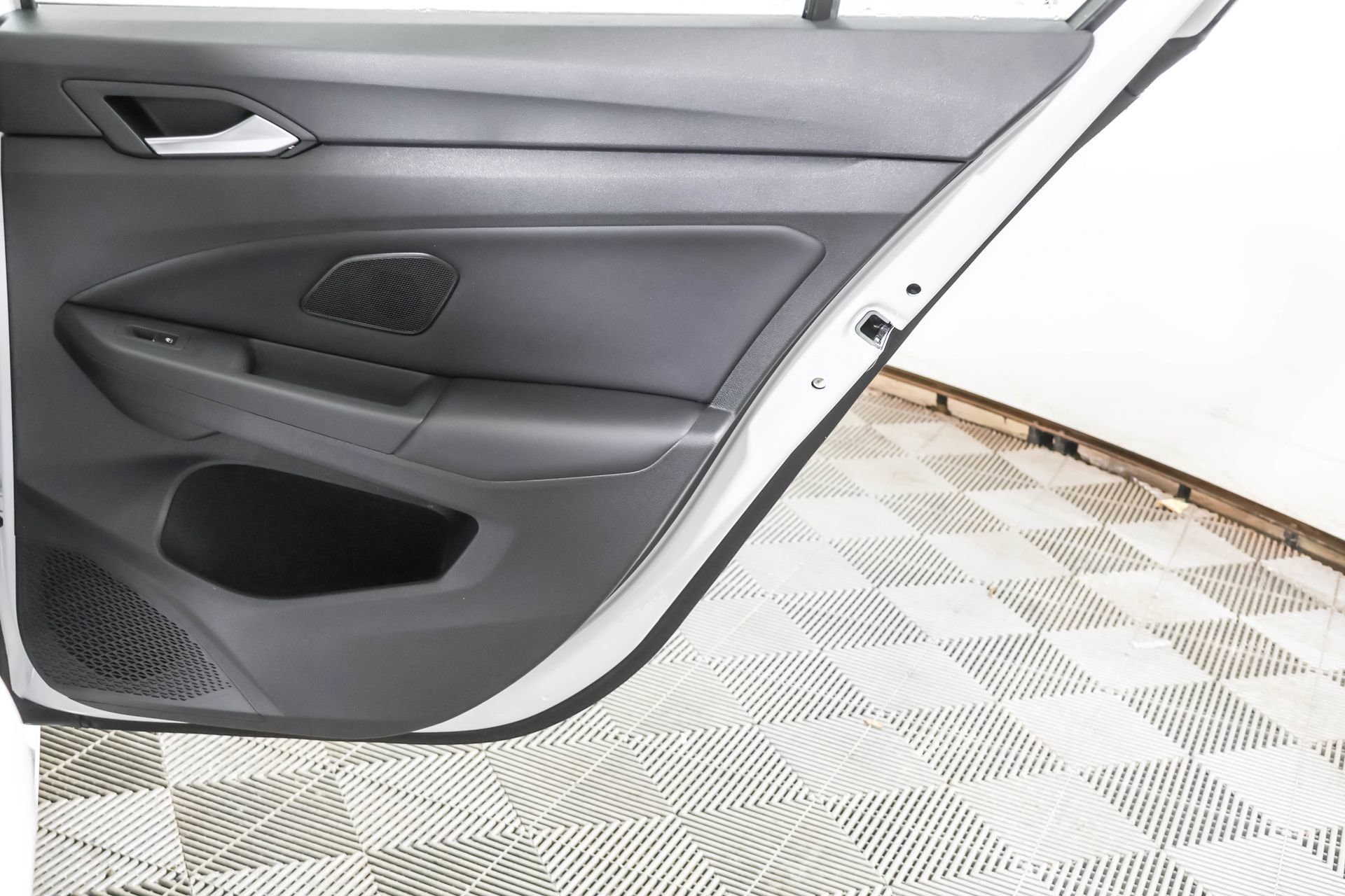 New 2026 Volkswagen Golf 2.0T image 41