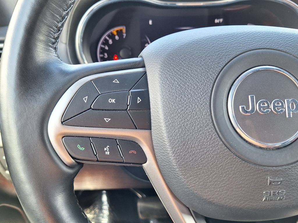 Used 2021 Jeep Grand Cherokee Overland AWD/4WD image 16