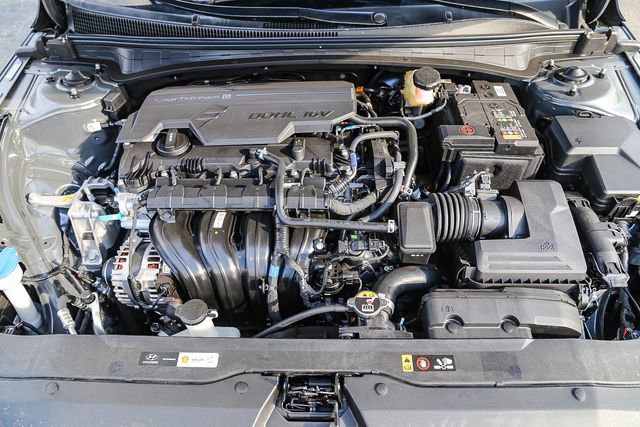 New 2026 Hyundai Elantra Sport FWD image 30