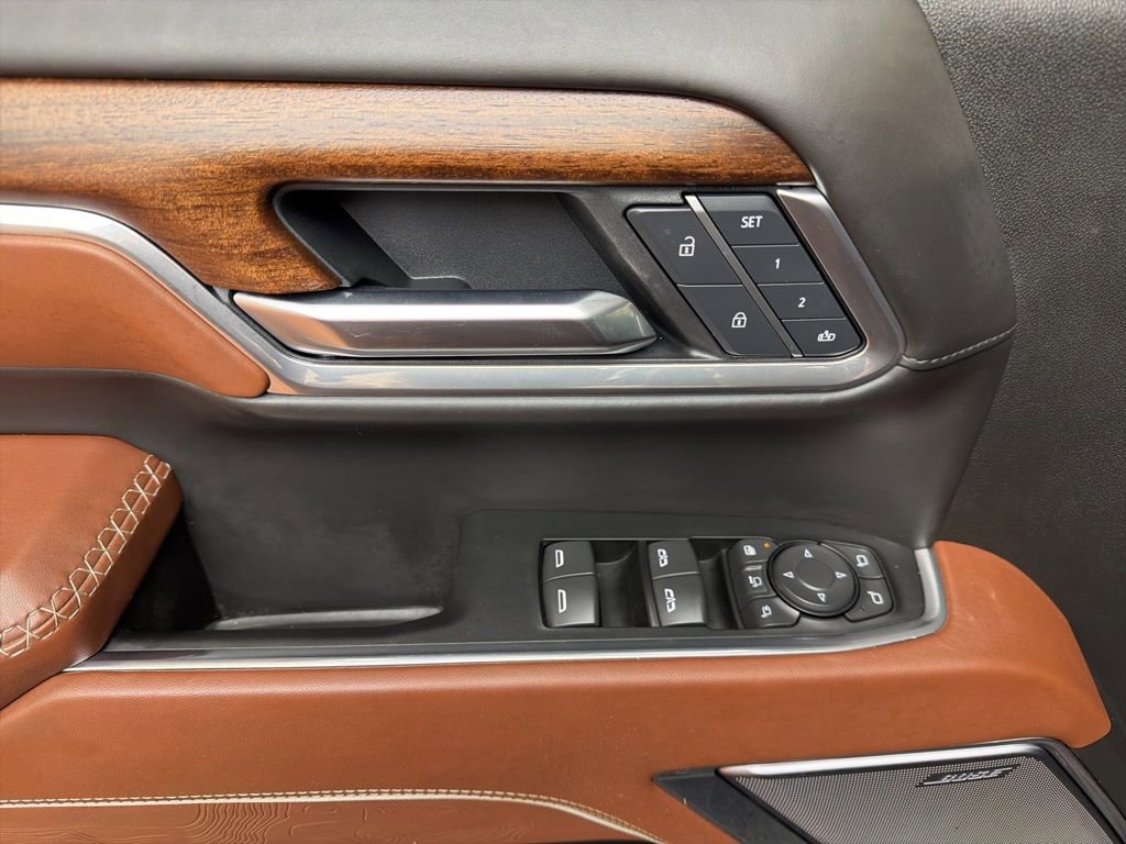 Used 2025 GMC Sierra 3500 Denali Ultimate image 23