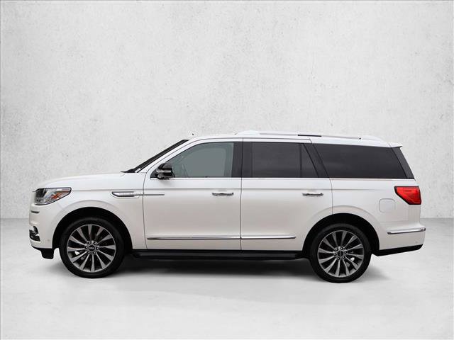 Used 2018 Lincoln Navigator Select w/ Technology Package AWD/4WD image 11