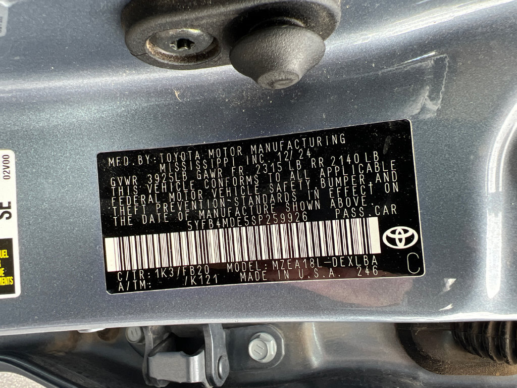 Used 2025 Toyota Corolla LE FWD image 30