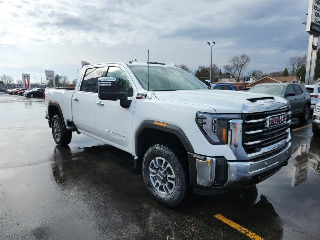 New 2025 GMC Sierra 2500 SLT w/ SLT Convenience Package image 3