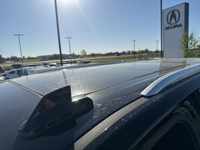 Used 2024 GMC Yukon XL SLT w/ SLT Premium Package image 7