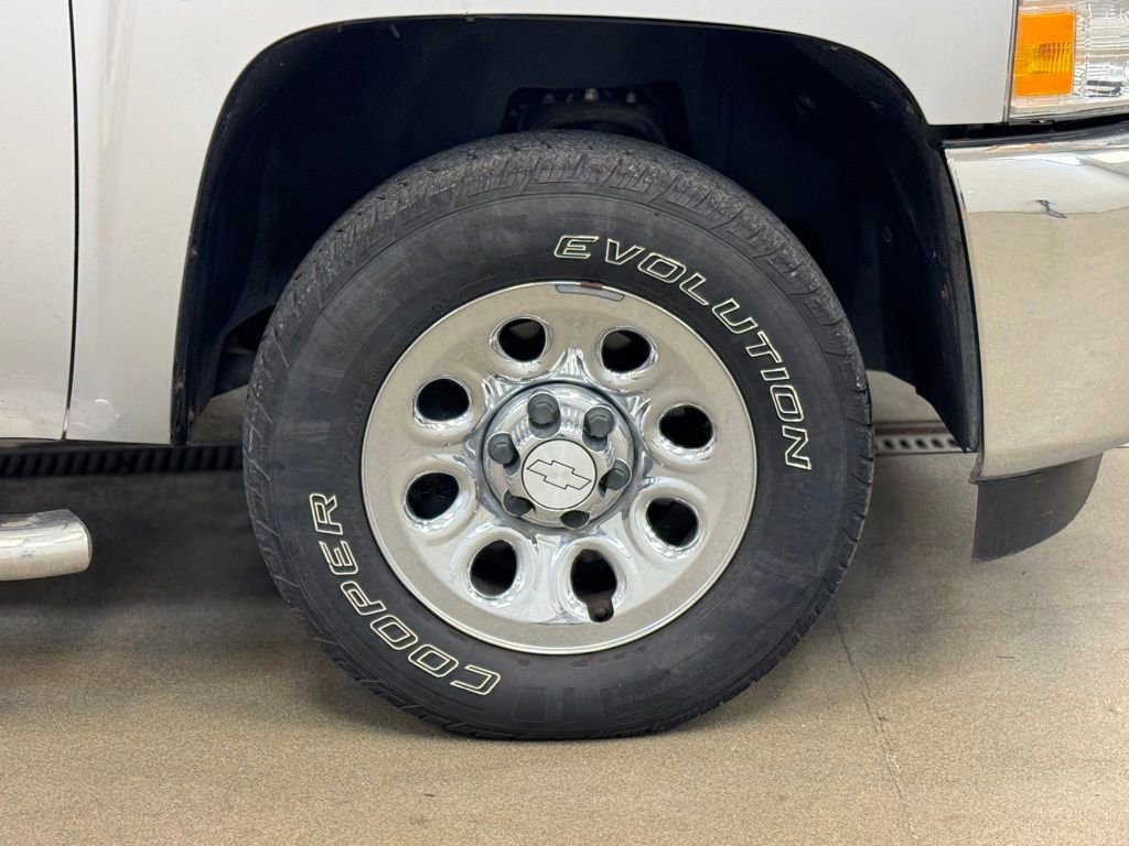 Used 2013 Chevrolet Silverado 1500 W/T w/ LS Package image 4