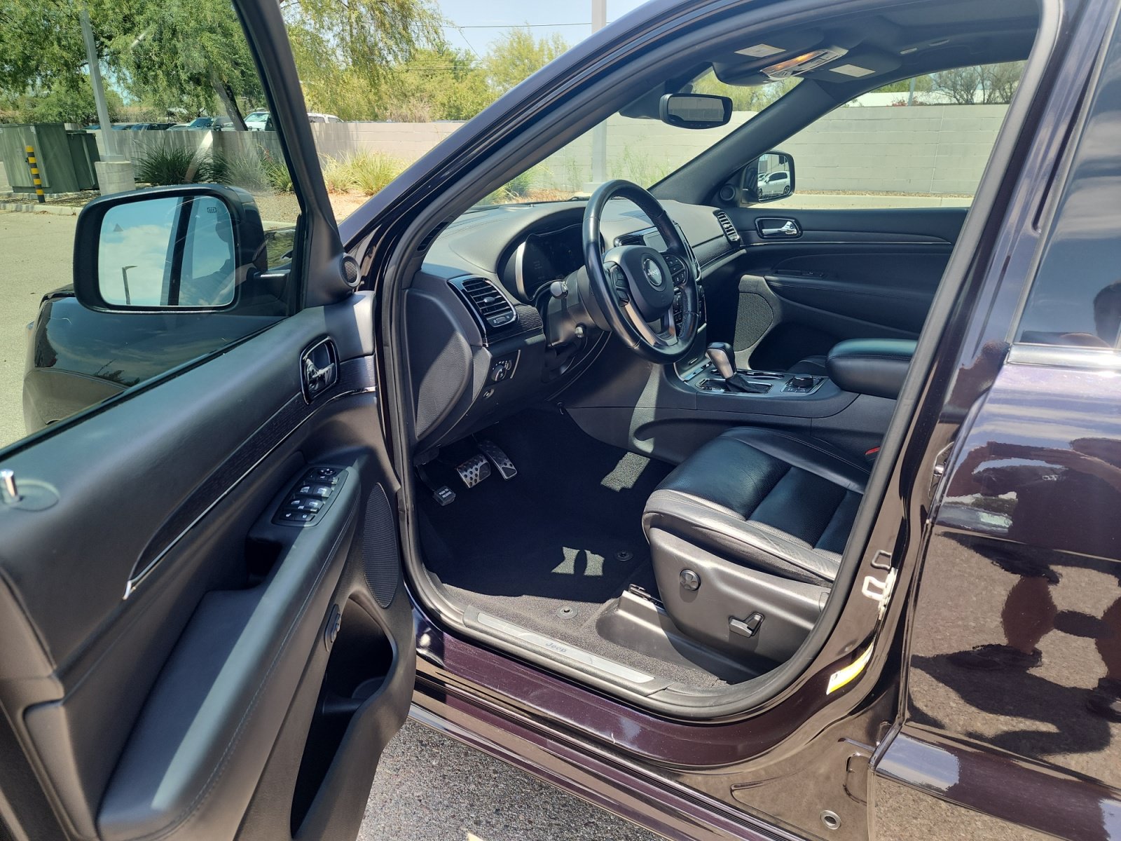 Used 2020 Jeep Grand Cherokee High Altitude AWD/4WD image 14