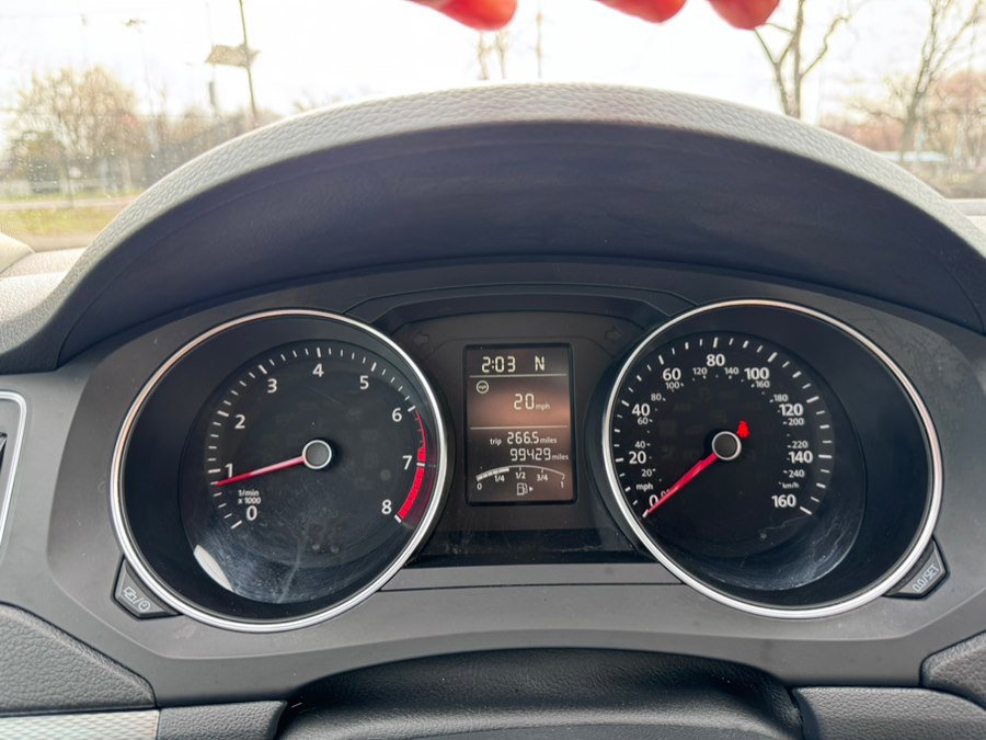 Used 2017 Volkswagen Jetta S image 17