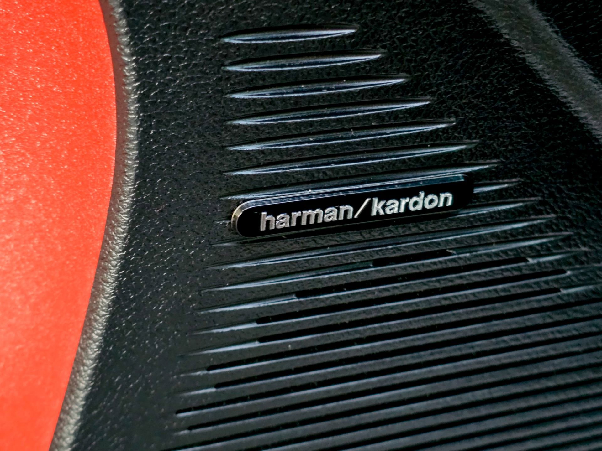 Used 2020 Dodge Challenger SRT Hellcat Redeye image 25