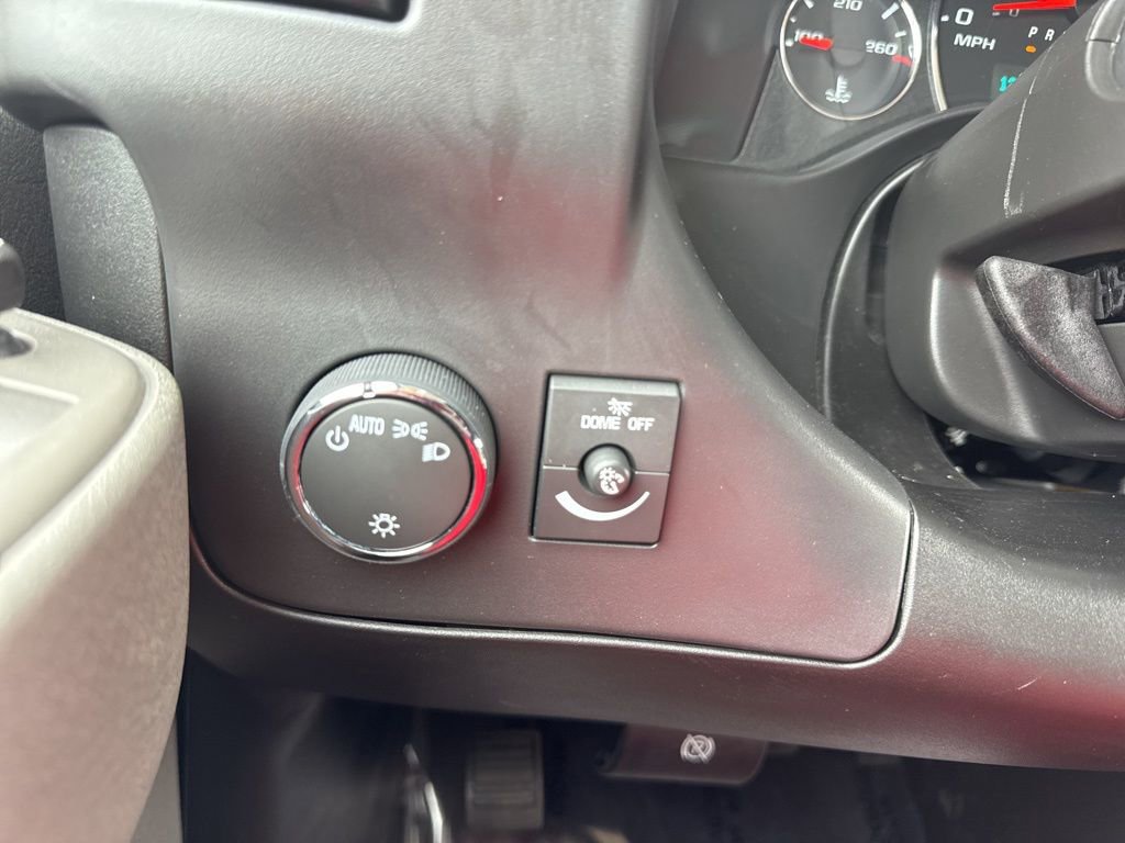 Used 2025 Chevrolet Express 3500 LT w/ LT Preferred Equipment Group image 8