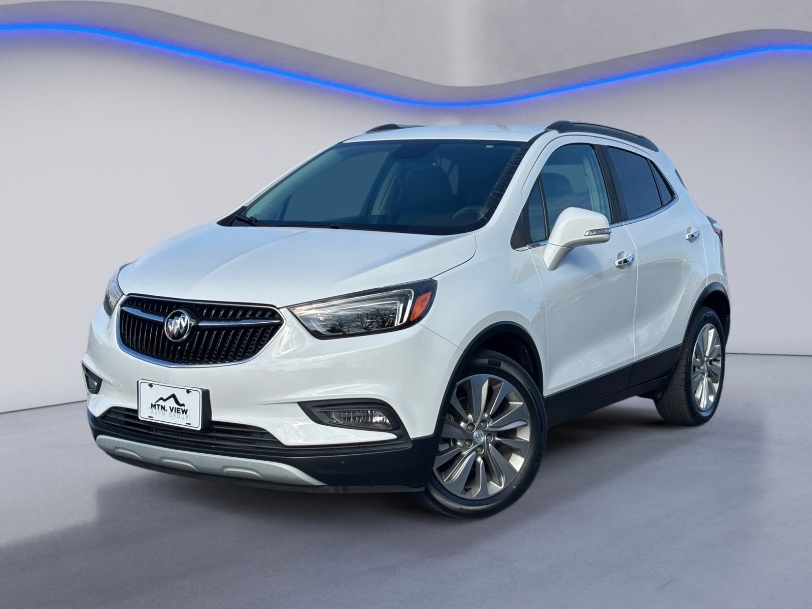 Used 2017 Buick Encore Essence image 1