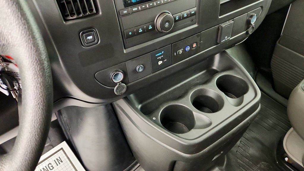 Used 2025 Chevrolet Express 2500 w/ Driver Convenience Package RWD image 15