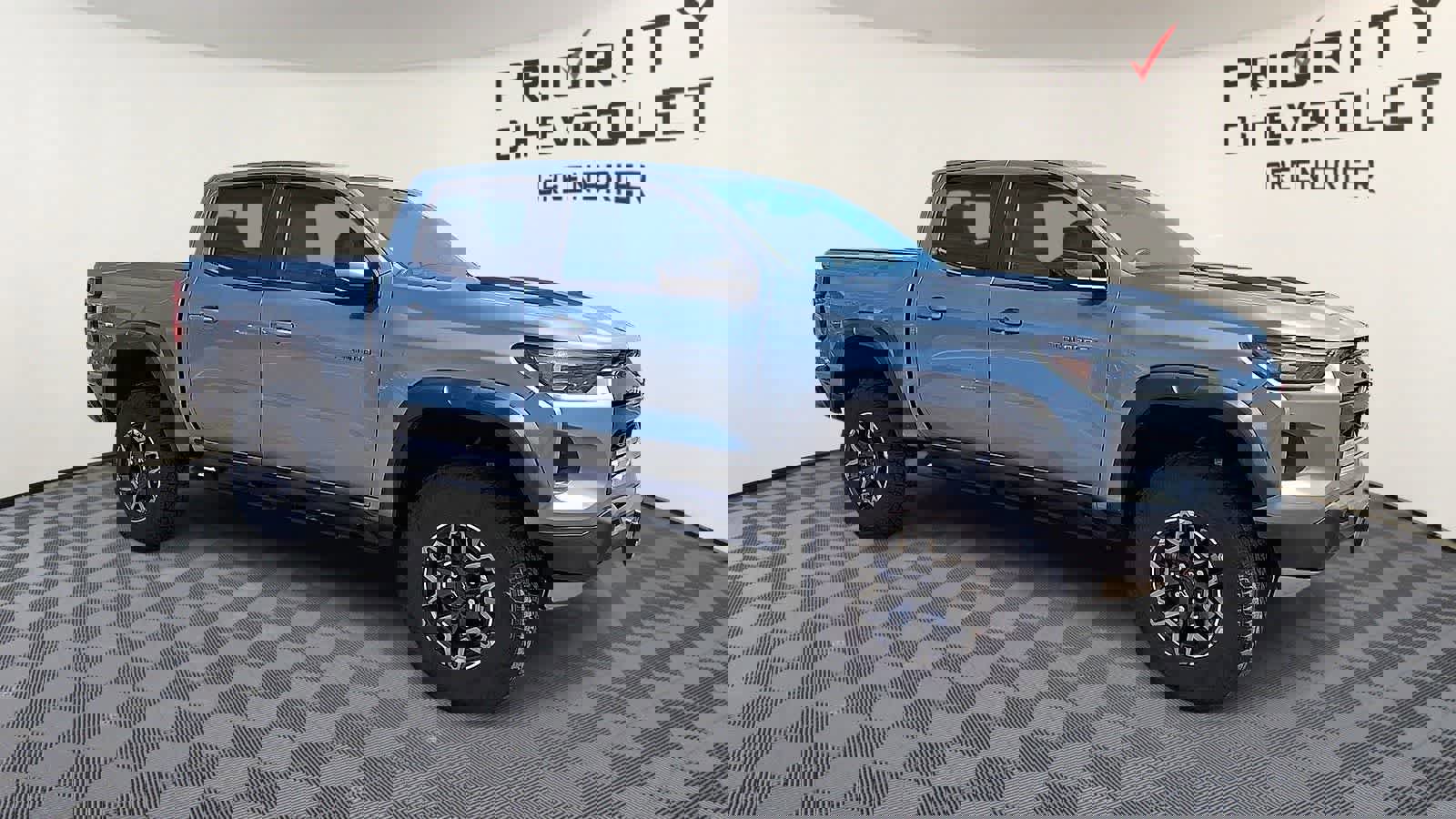 Used 2024 Chevrolet Colorado ZR2 w/ ZR2 Convenience Package III image 2