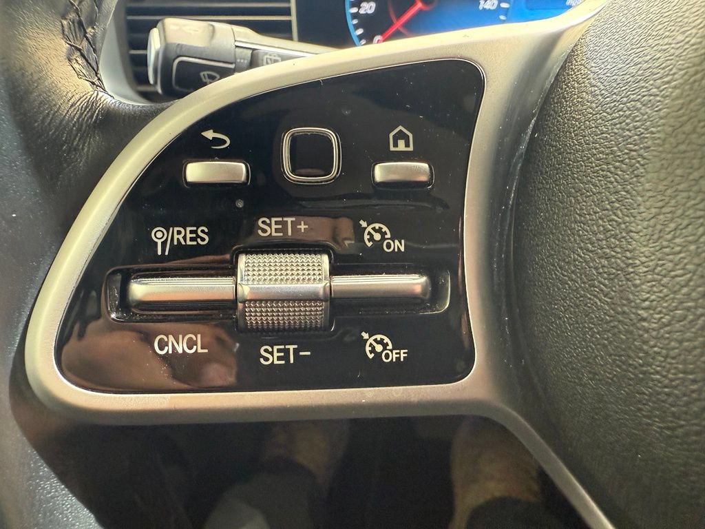 Used 2021 Mercedes-Benz GLE 580 4MATIC image 19