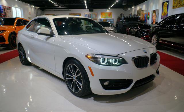 Used 2018 BMW 230i Coupe video 1