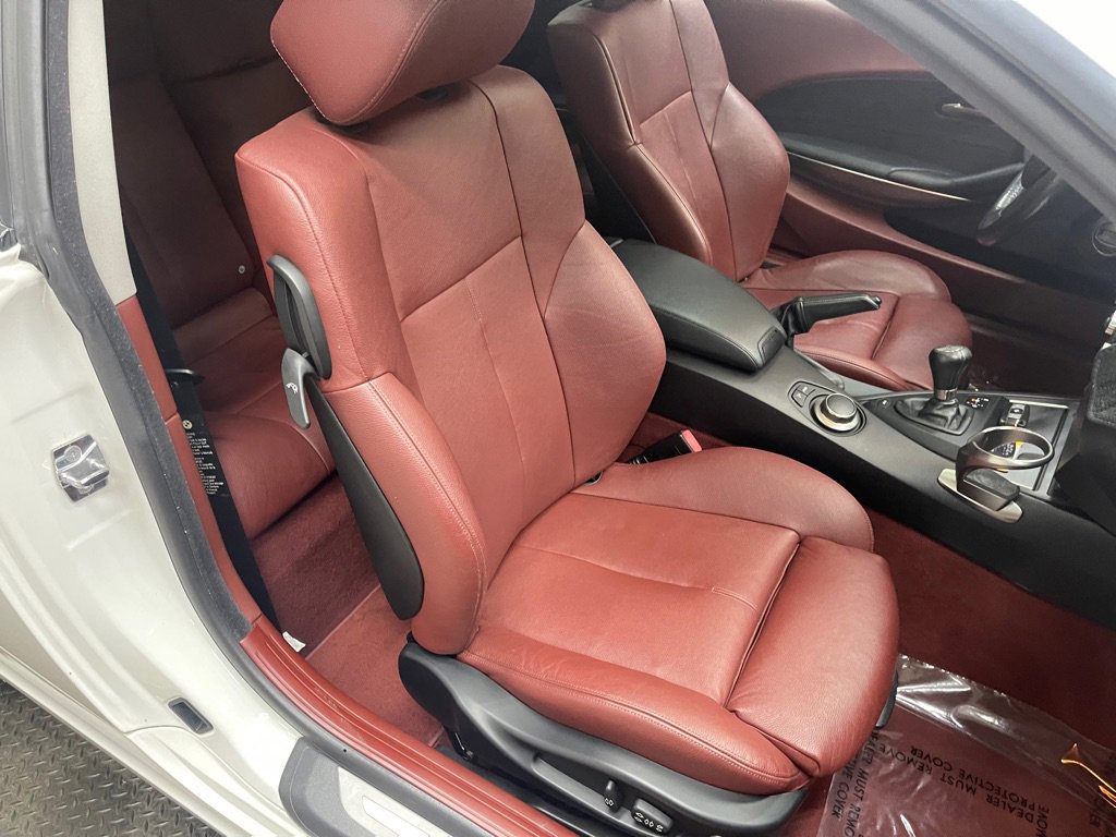 Used 2007 BMW 650i Coupe RWD image 30