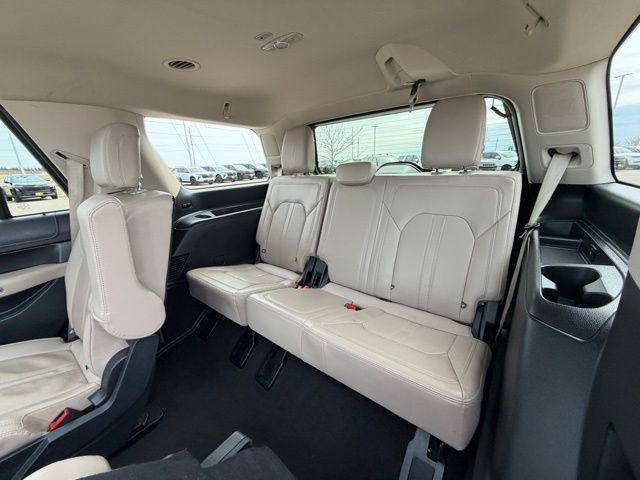 Used 2024 Ford Expedition Limited image 20