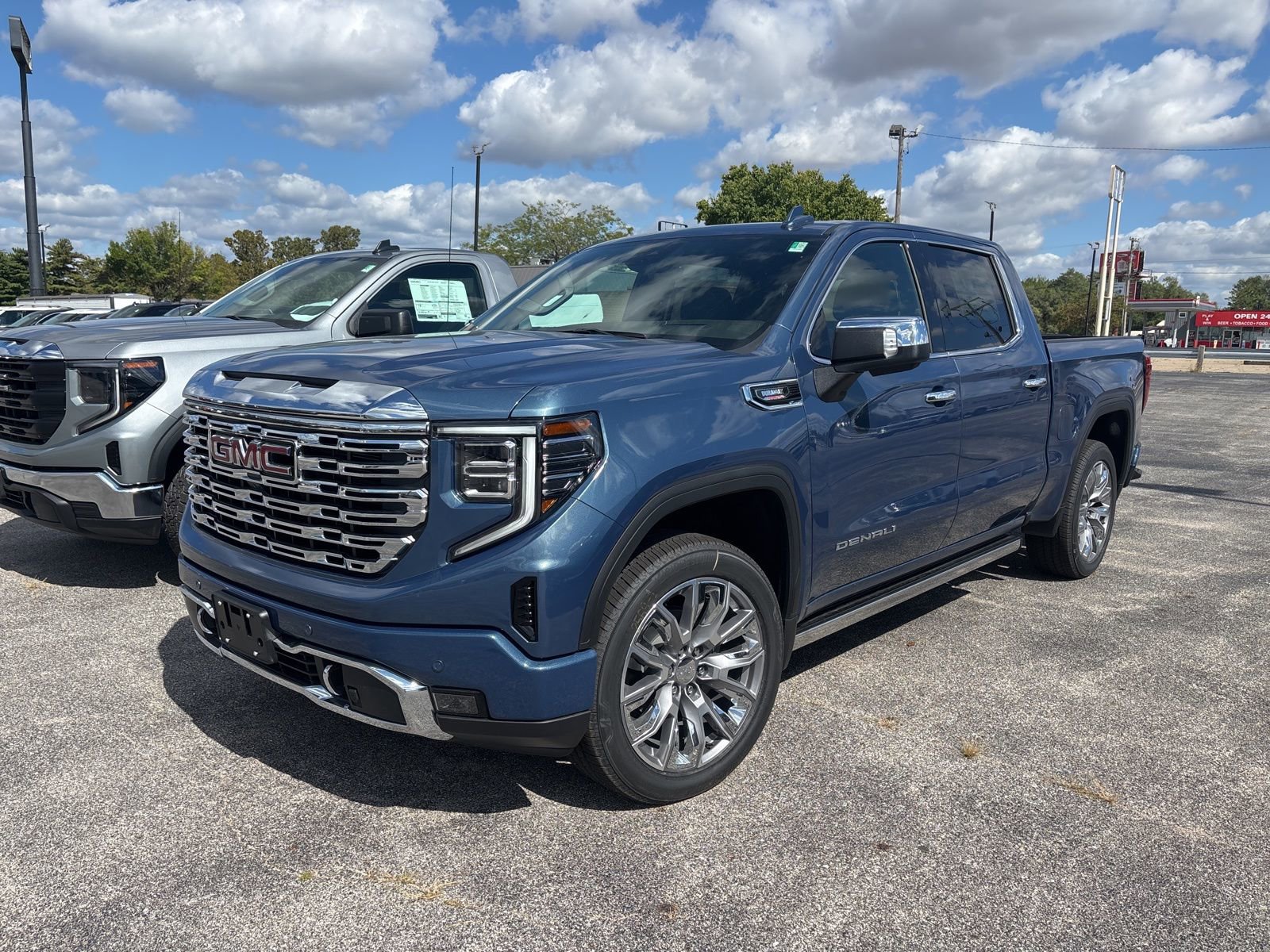 New 2026 GMC Sierra 1500 Denali w/ Denali Reserve Package image 2