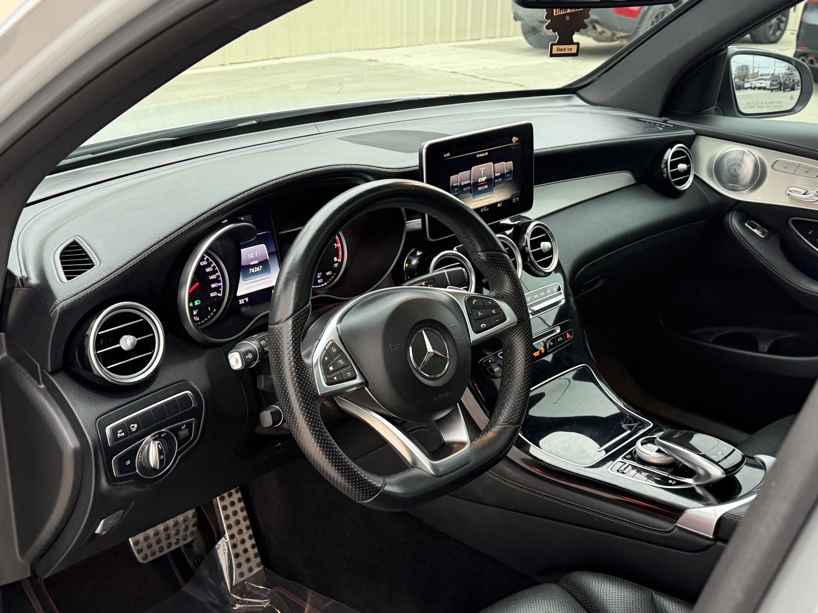 Used 2017 Mercedes-Benz GLC 43 AMG 4MATIC image 19