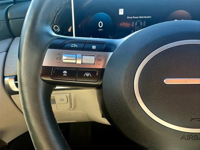 Used 2025 Hyundai Tucson Limited image 35