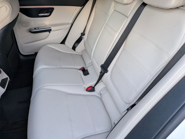 Used 2024 Mercedes-Benz C 300 Sedan image 17