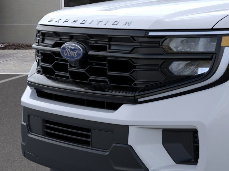 New 2026 Ford Expedition Active image 17