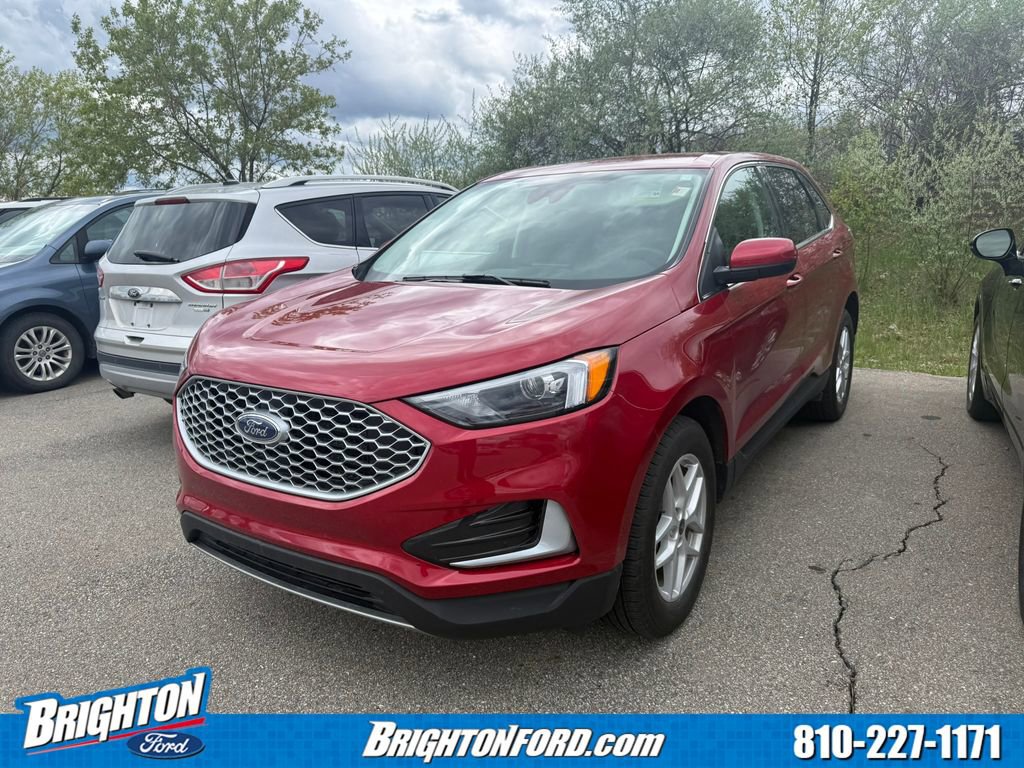 Used 2023 Ford Edge SEL AWD/4WD image 3