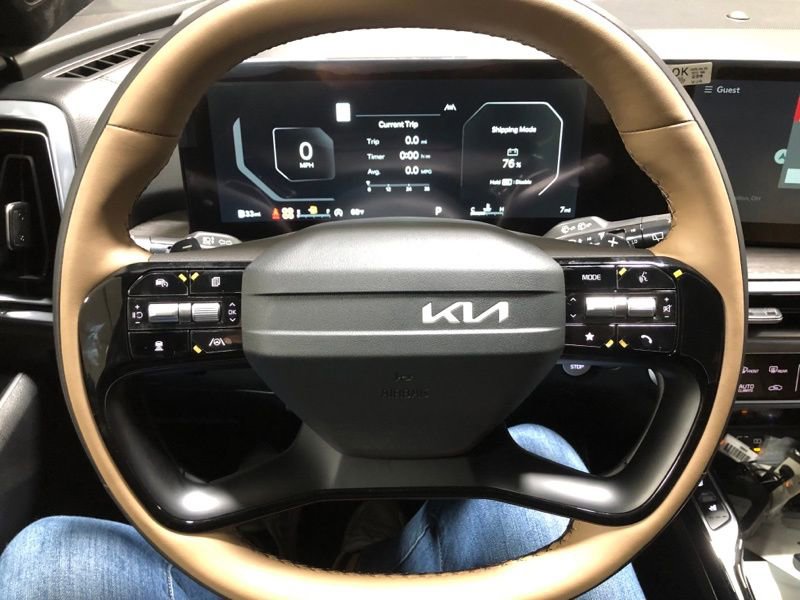 New 2026 Kia Sorento SX Prestige w/ Olive Brown Leather Package image 25