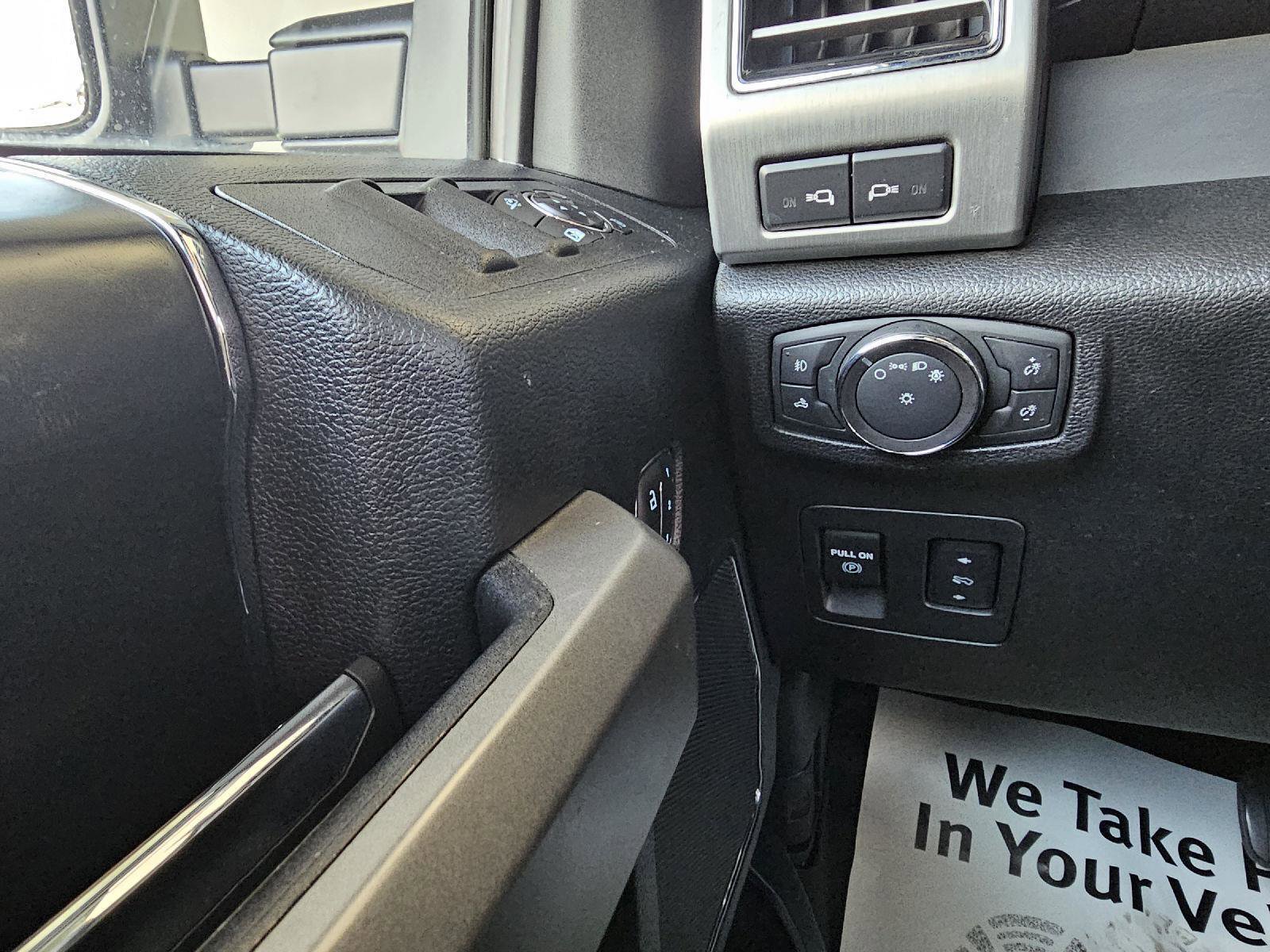 Used 2018 Ford F150 Platinum w/ Equipment Group 701A Luxury AWD/4WD image 24