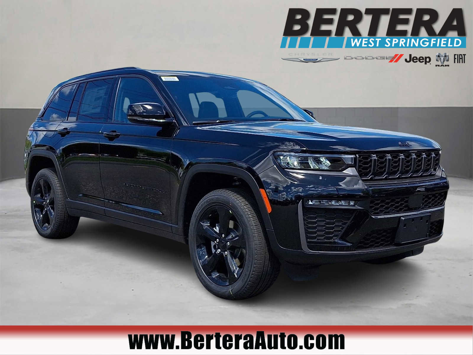 New 2026 Jeep Grand Cherokee Limited AWD/4WD image 1