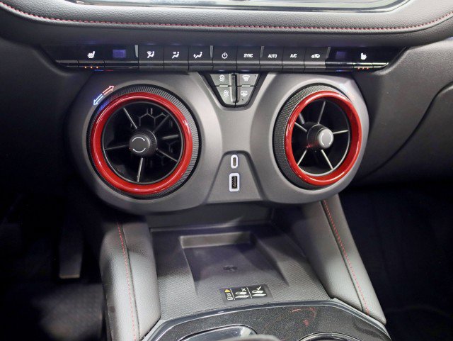 Used 2022 Chevrolet Blazer RS w/ Driver Confidence II Package AWD/4WD image 19