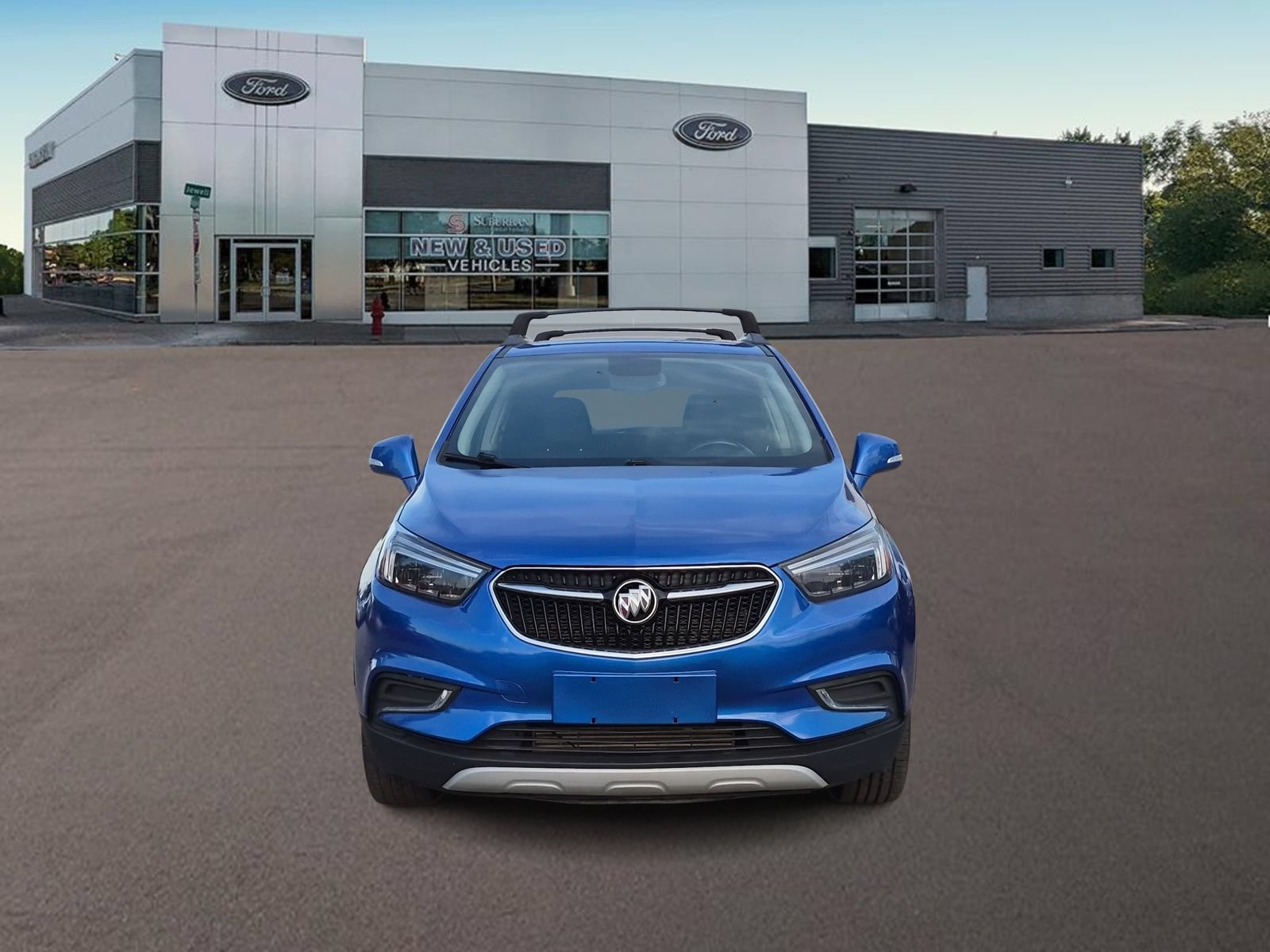 Used 2018 Buick Encore Essence AWD/4WD image 3
