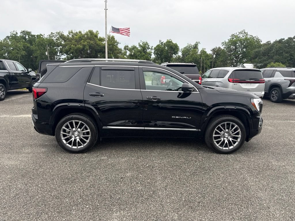 Used 2026 GMC Terrain Denali AWD/4WD image 3