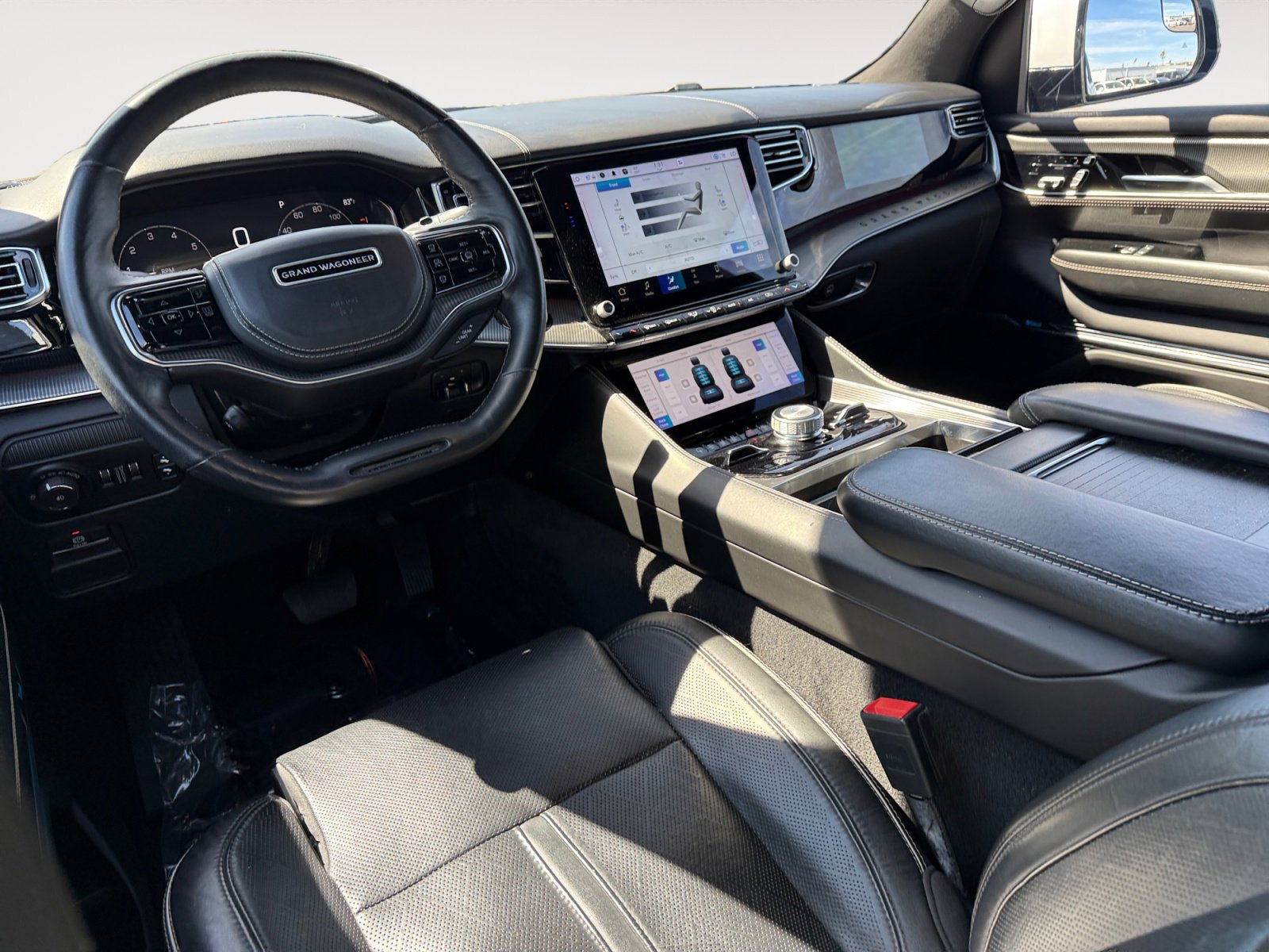 Used 2022 Jeep Grand Wagoneer Series II image 15