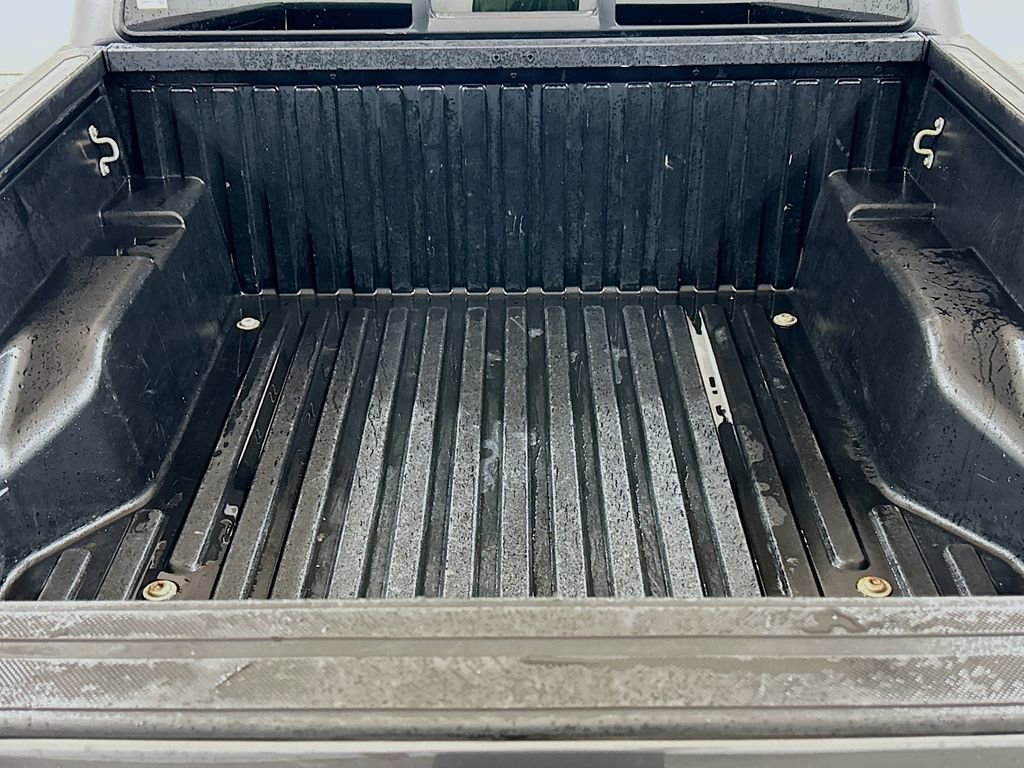 Used 2019 Toyota Tacoma SR w/ SR Convenience Package RWD image 21