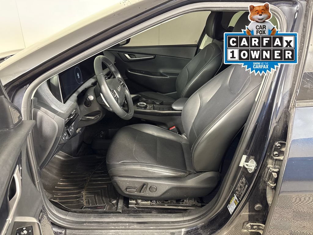 Used 2022 Kia EV6 Wind RWD image 32