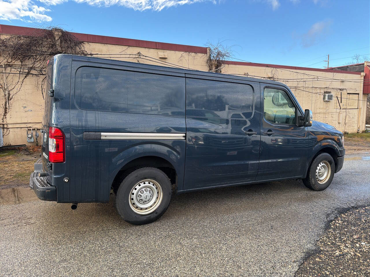 Used 2017 Nissan NV 3500 S w/ Power Basic Package image 12